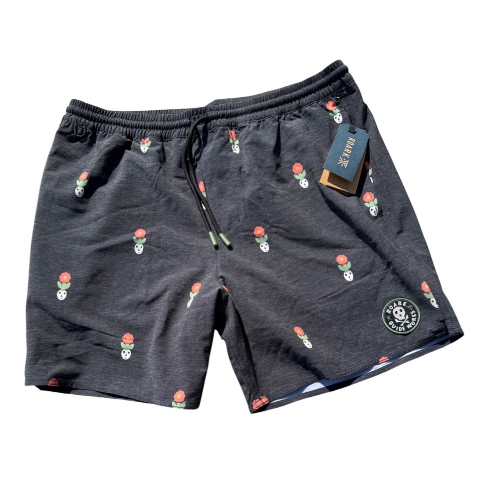 Roark Shorey 16 Deep Roots Hemp Blend Shorts Black Skull Flower Print Mens M NWT